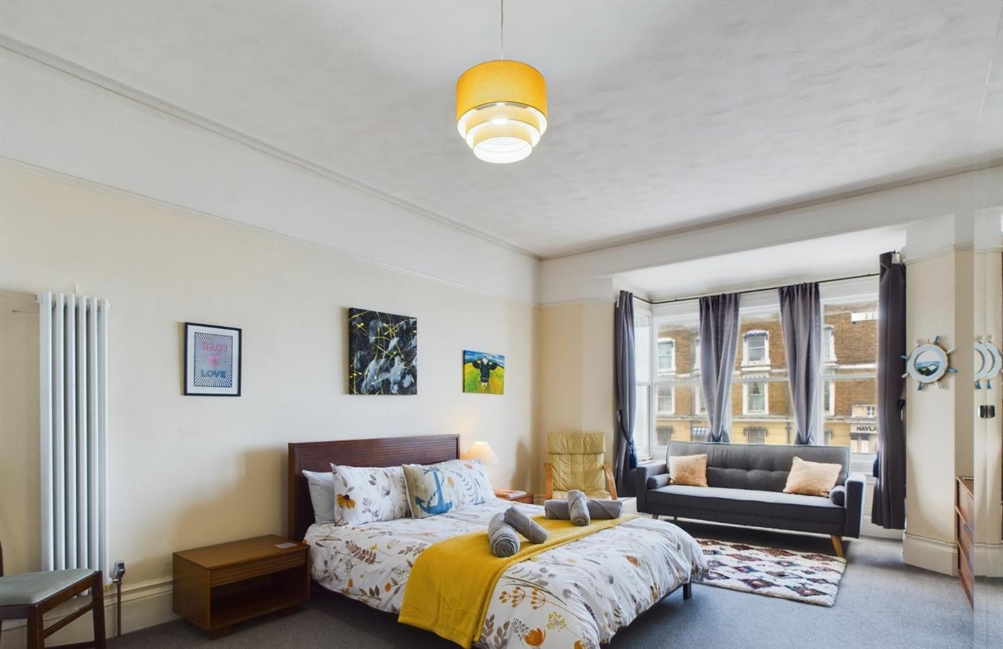 Ocean View Double With Ensuite, With Access To Private Garden And Bike Store Маргит Экстерьер фото